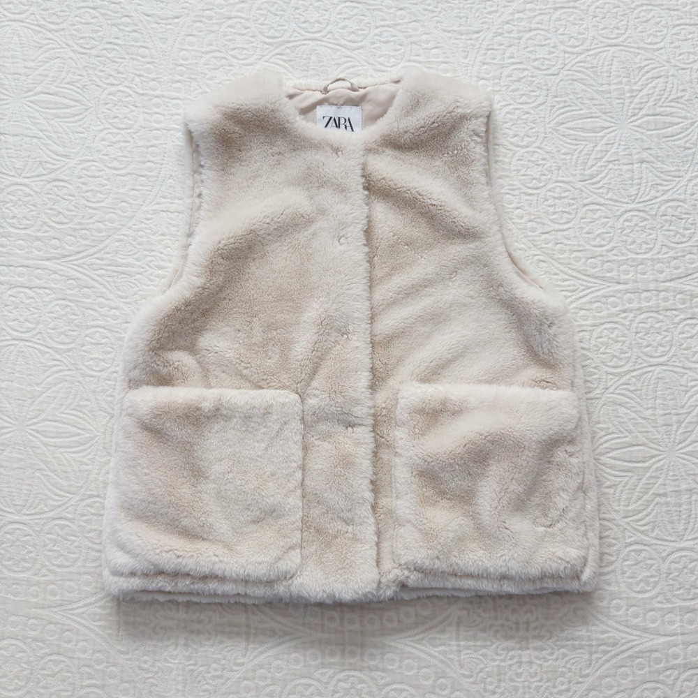 Zara Kids Faux Fur Vest Cream Off White Snap Front Pockets Size 11-12 152cm
